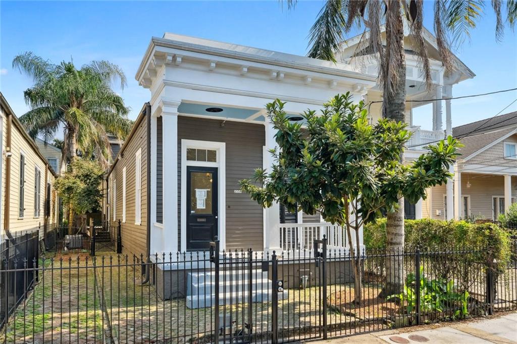 2338 Constance Street New Orleans LA 70130