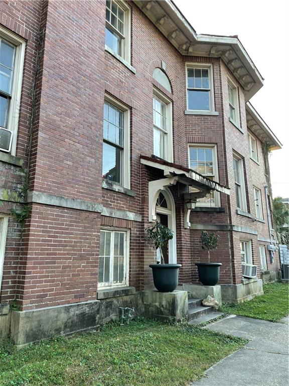 2234 Napoleon Avenue New Orleans LA 70115