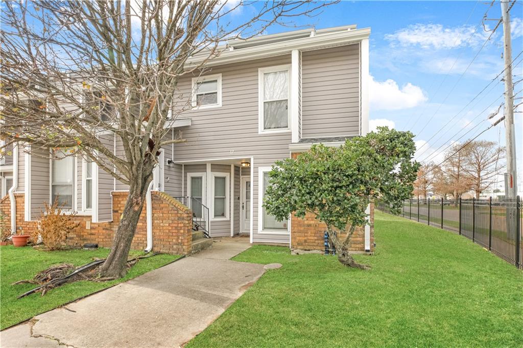 17 Avant Garde Circle Kenner LA 70065