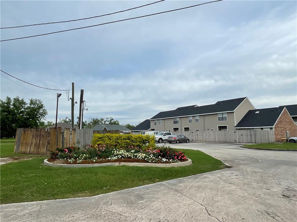 150 Acadian Oaks Drive Luling LA 70070